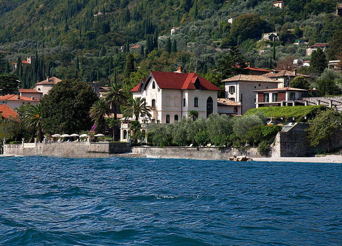 Villa Giulia - Hotel Lago di Garda foto 2