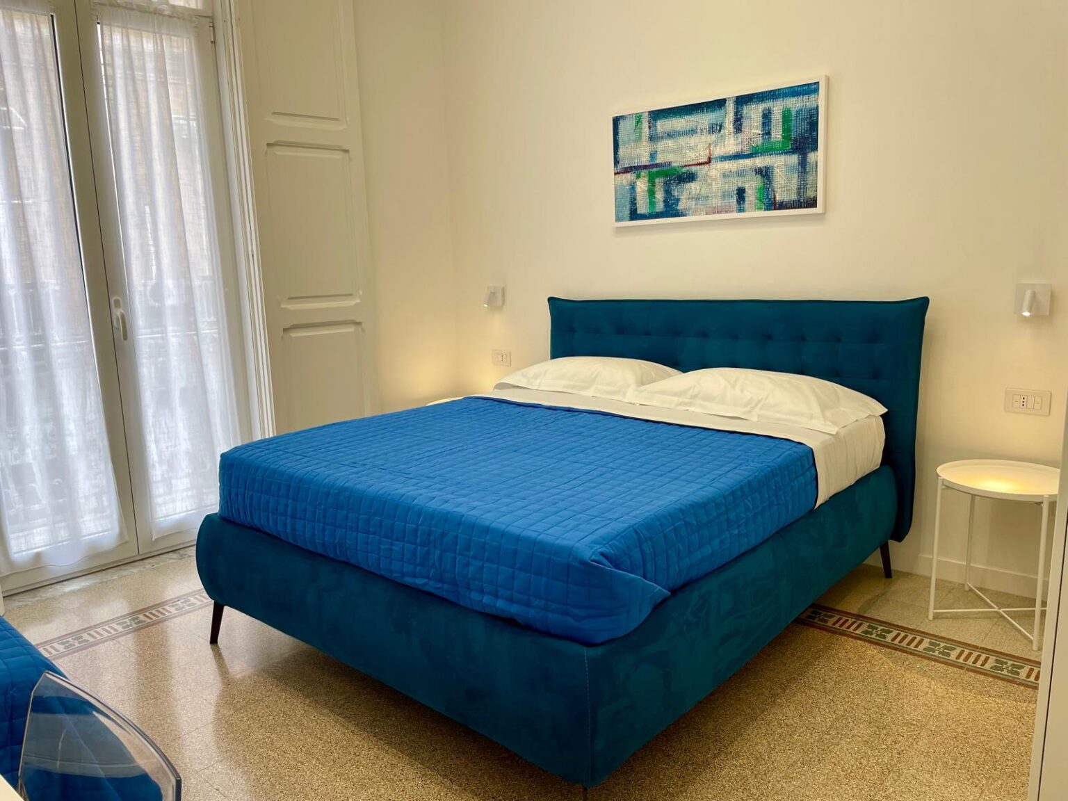 B&B Ideal Suite 41 - Pagani foto 6
