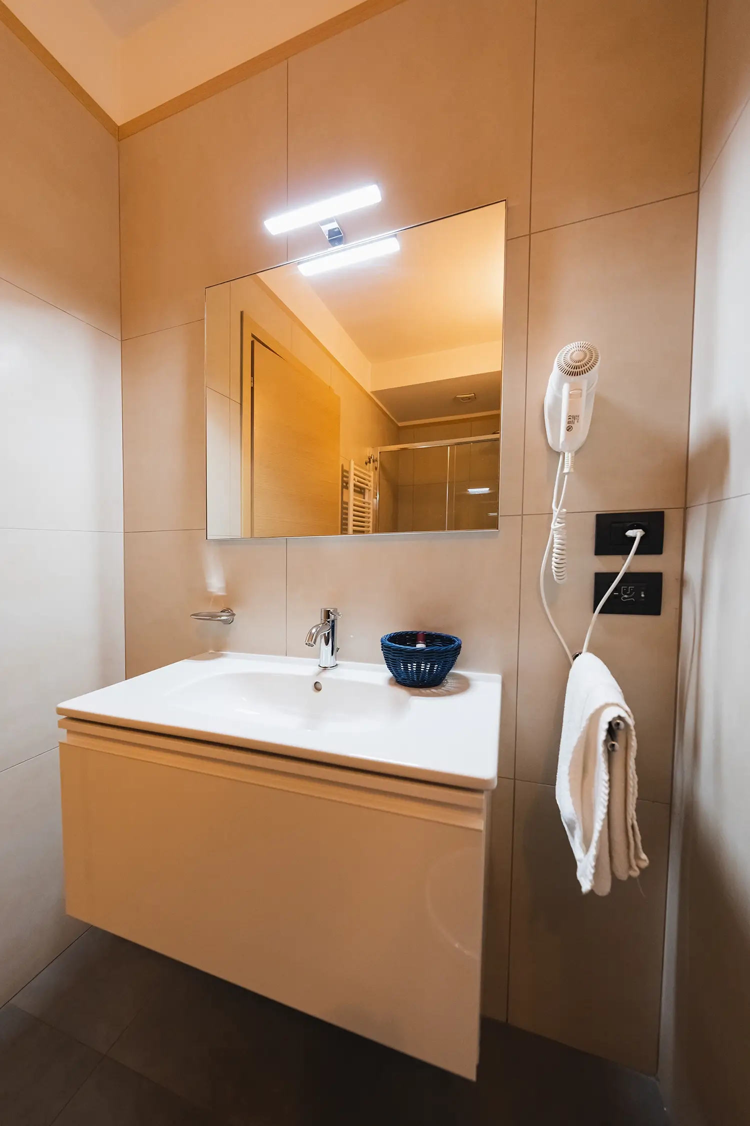Parini Hotel foto 2