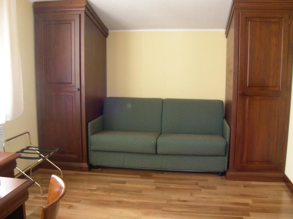 Albergo Villa del Poeta - Ristorante Il Canzoniere foto 3