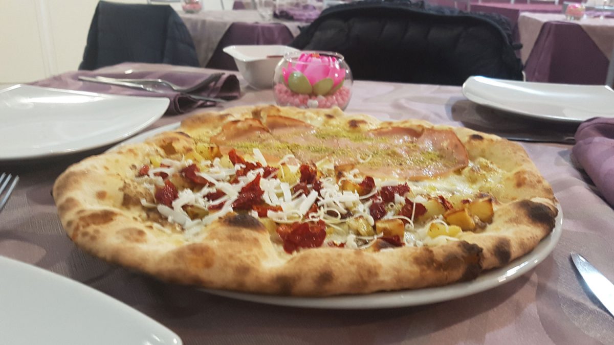 Ristorante Pizzeria IRIS foto 3