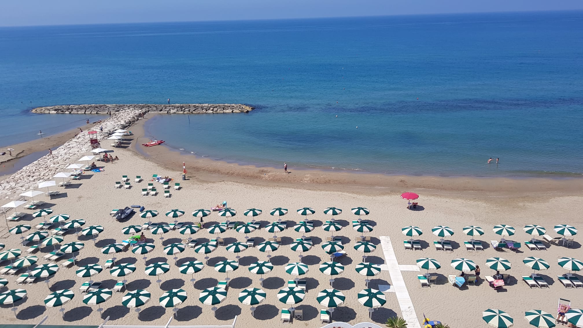 T-village beach foto 2