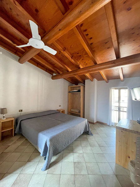 B&B "Michelina" nel CENTRO STORICO di Castiglione d'Intelvi - BED AND BREAKFAST vicino al LAGO di COMO e di Lugano foto 2
