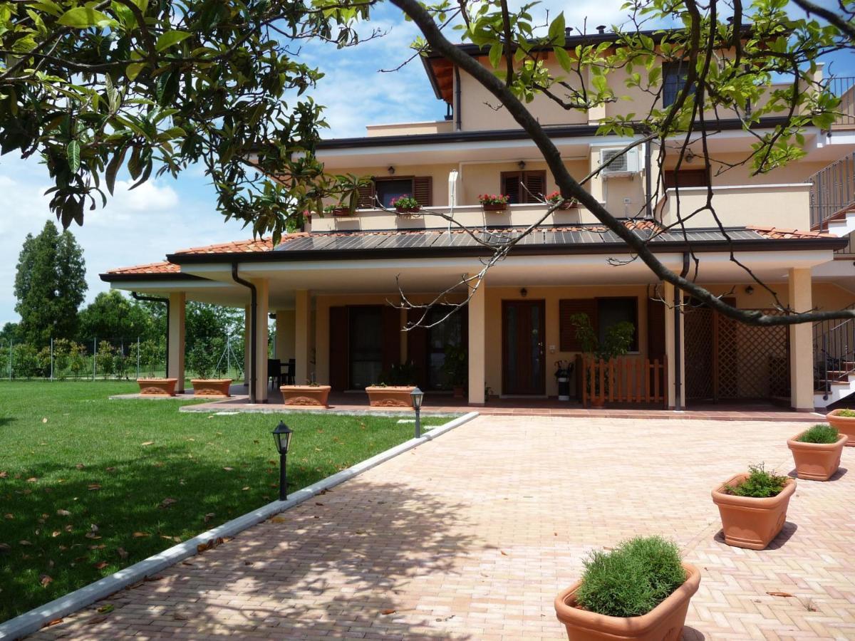 B&B Villa Patrizia - Bed and Breakfast foto 4