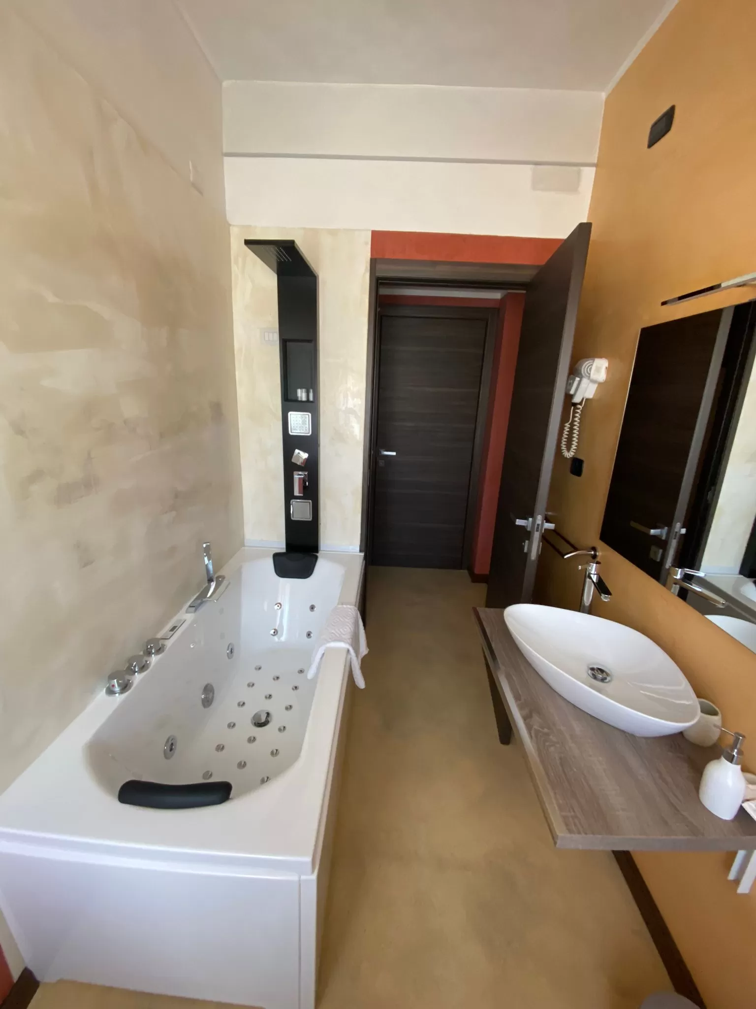 B&B - B2in Suite and Office foto 6