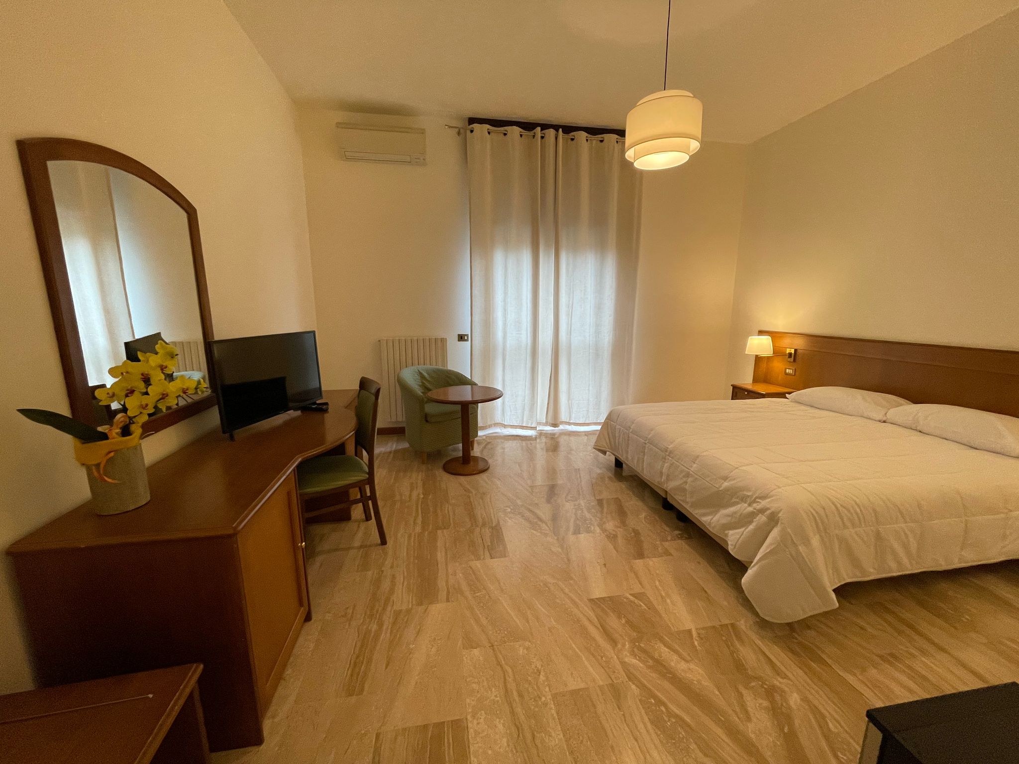 Hotel Clementi foto 6