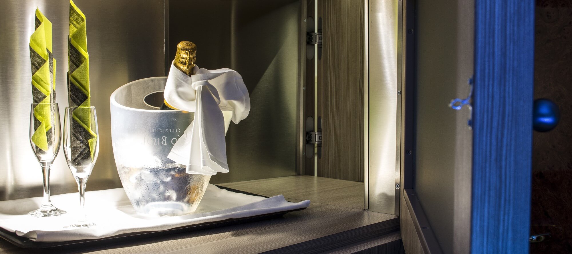 Hotel Motel K Suite a Tema & Wellness foto 2