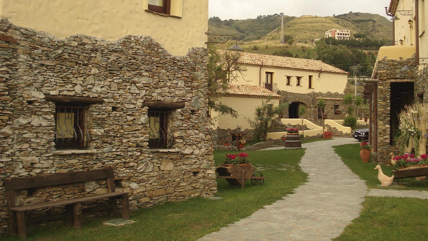 Il Borgo della Marinella foto 3