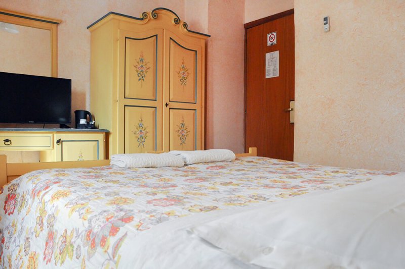 Hotel "La Villa" foto 4