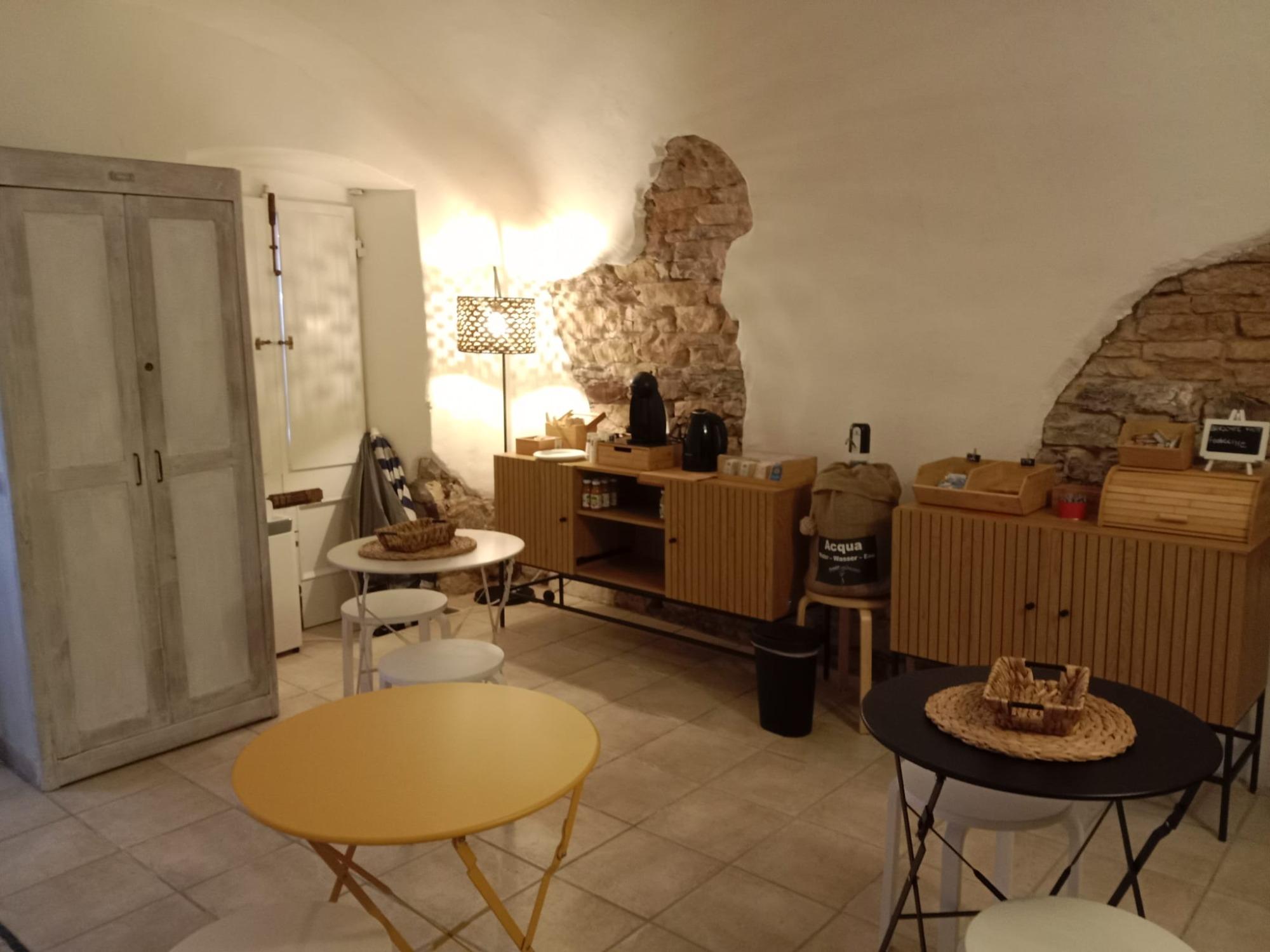 Demivie Guesthouse foto 1