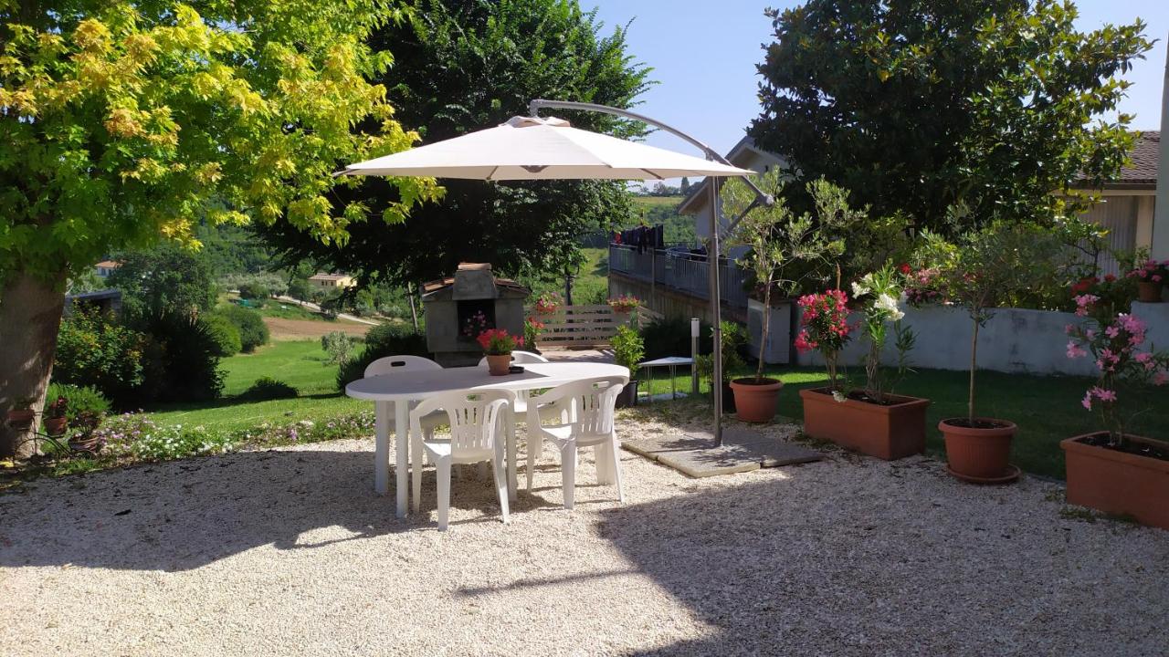 Cortile nel Conero foto 6